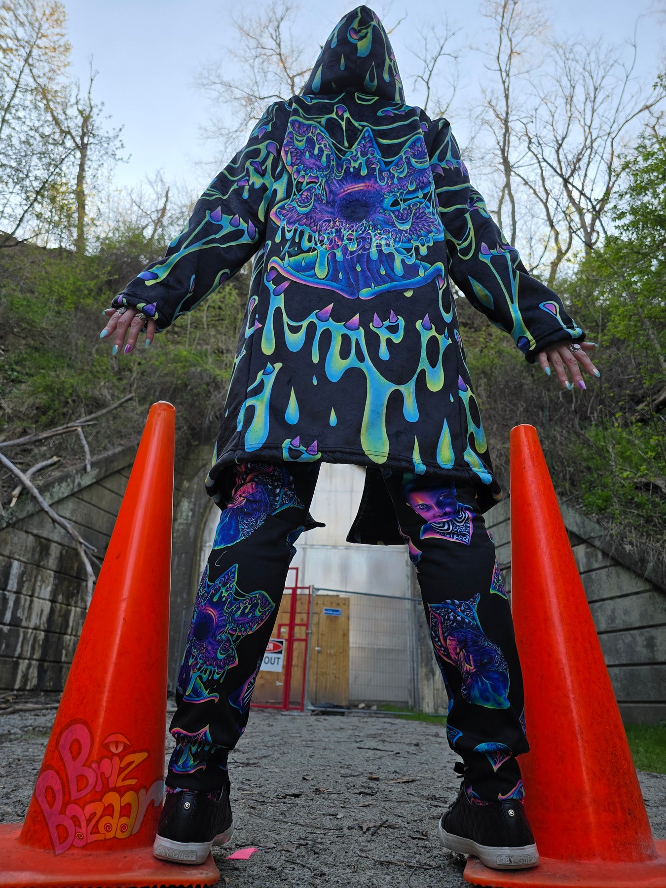 Bazaar Cloak DemoDrips Rebel Cloak – Demozaargon Psychedelic Streetwear – Brizbazaar